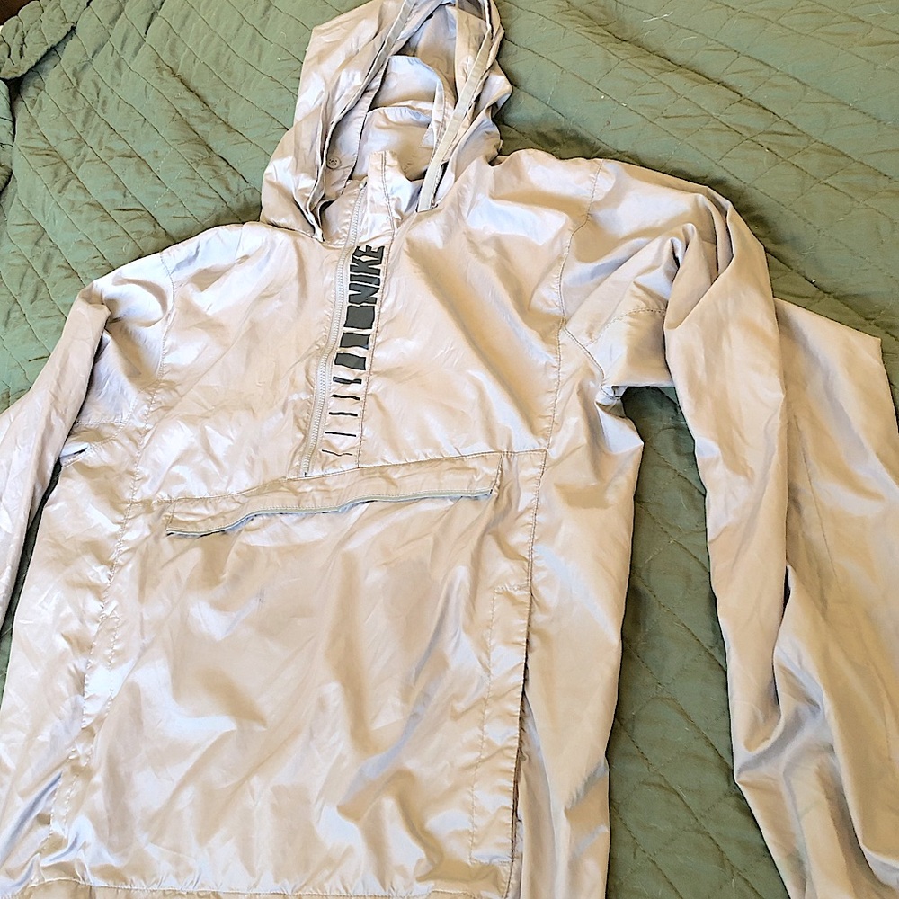 Grey Nike Golf/Running light weight Windbreaker